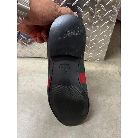 Gucci - Black Leather Web Slip On Loafers / 7.5 M - Picture 12 of 12